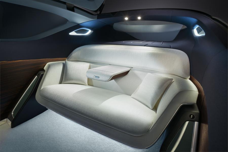 Интерьер Rolls-Royce Vision Next 100 2016 года  (фото 47 из 96)